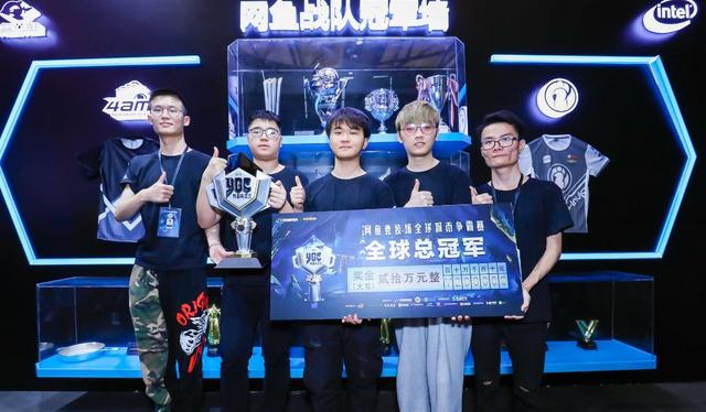 球迷们心中 球迷们心中