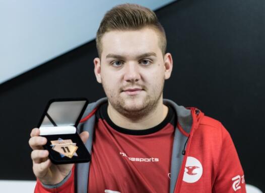 用先进的 用先进的